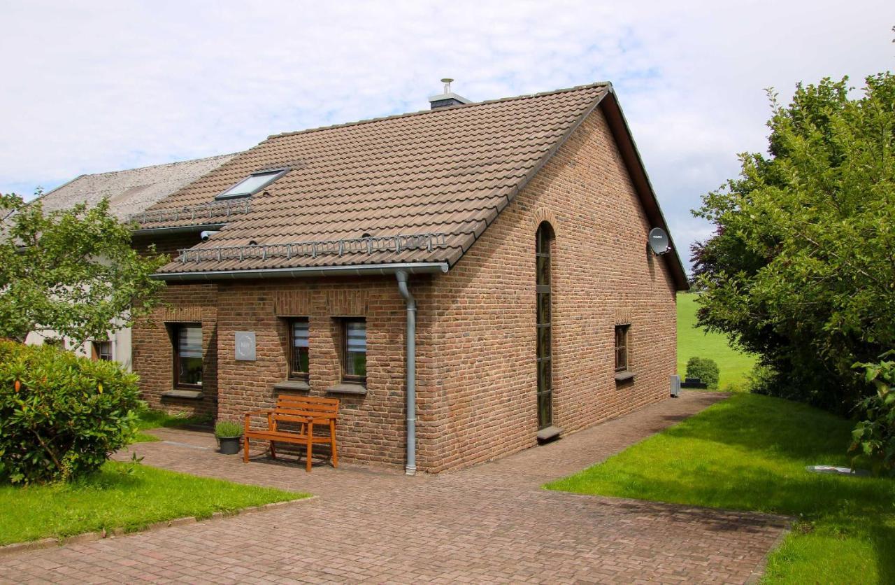 Ferienhaus Eifelnest Scheid  Экстерьер фото